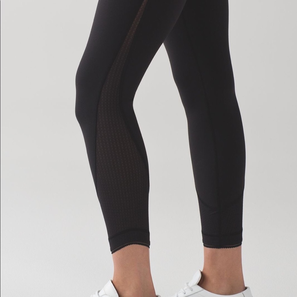 Lululemon High Times 7/8” Pants Sz2
